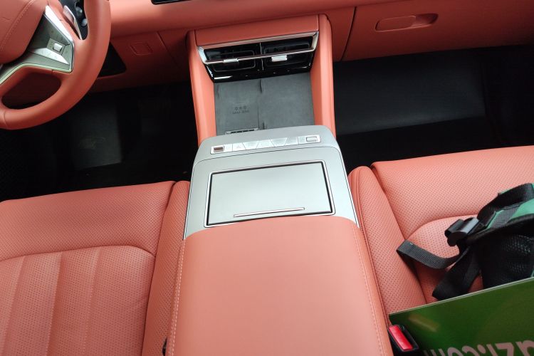 BYD Tang L 2025 car image #14