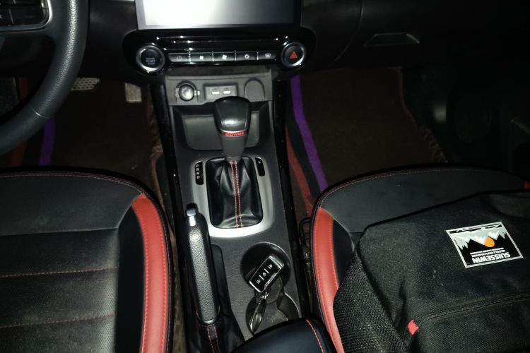 Kaiyi X3 2021 #14 Kaiyi X3 2021 car image #14