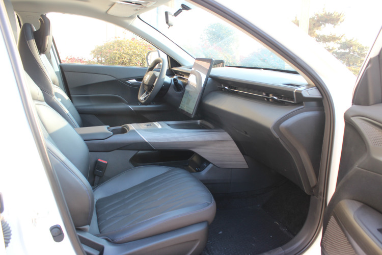 Changan EadoPHEV 2025 immagine di auto #14