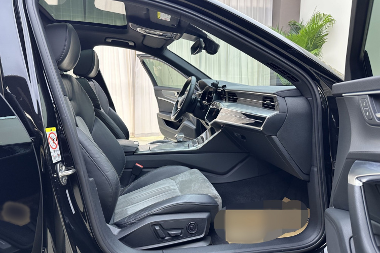 Audi A6L New Energy 2022 #14 Audi A6L New Energy 2022 car image #14