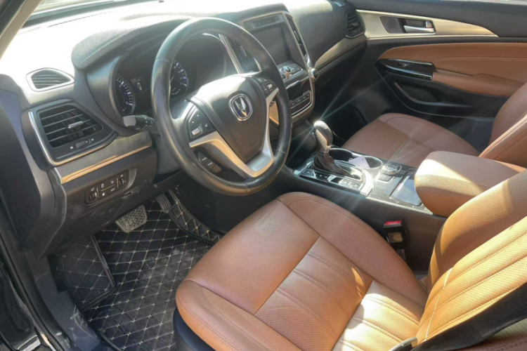 Changan CS95 2017 #14 Changan CS95 2017 car image #14