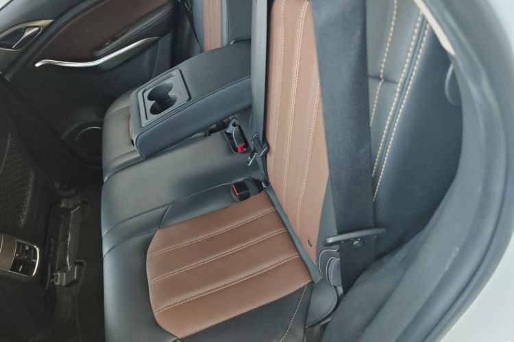 BYD Song New Energy 2018 #14 BYD Song New Energy 2018 car image #14