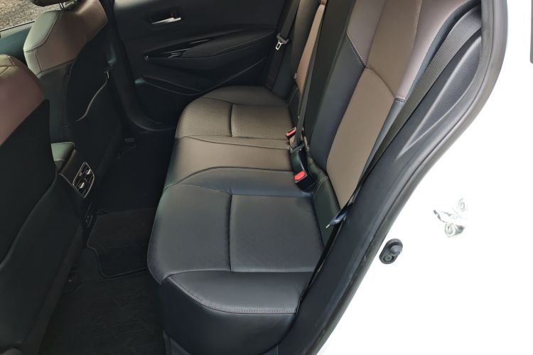 丰田 亚洲狮 2023 汽车图片 #14