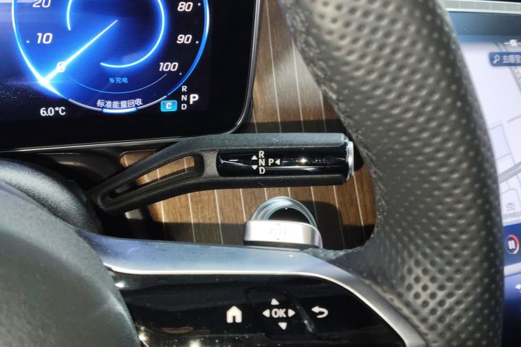 Mercedes-Benz EQE Class 2024 #14 Mercedes-Benz EQE Class 2024 car image #14