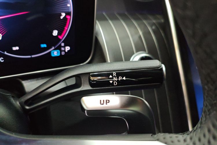 Mercedes-Benz GLC AMG 2025 immagine di auto #14