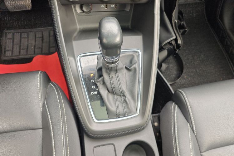 MG ZS 2019 car image #14