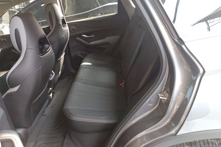 BYD Sea Lion 05 DM-i 2025 image de voiture #14