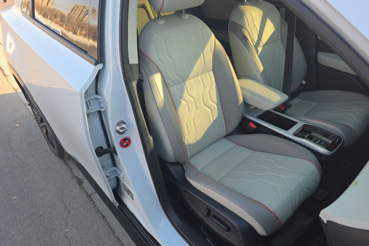 Honda e:NS2 2025 car image #14