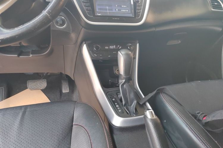 Suzuki S-Cross 2016 immagine di auto #14