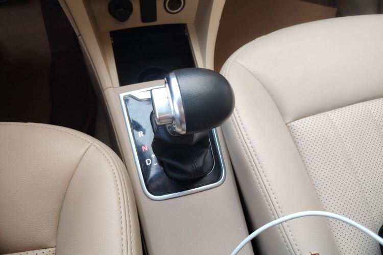 Great Wall C30 2017 изображение автомобиля #14