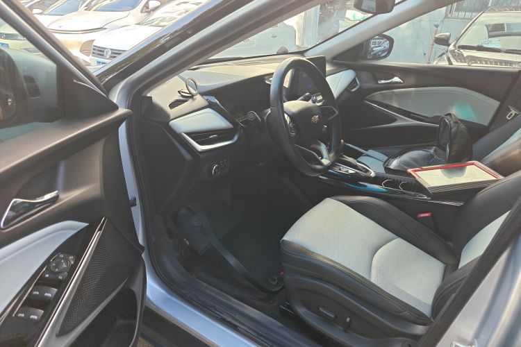 Chevrolet Charm 2021 car image #14