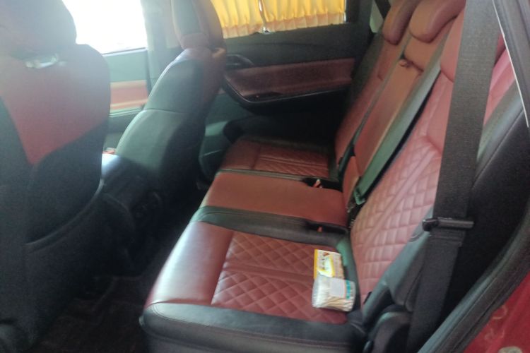 Forthing T5 L 2020 #14 Forthing T5 L 2020 car image #14