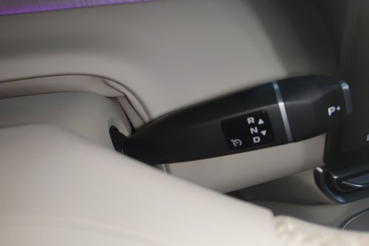 Deepal S09 2025 #14 Deepal S09 2025 car image #14