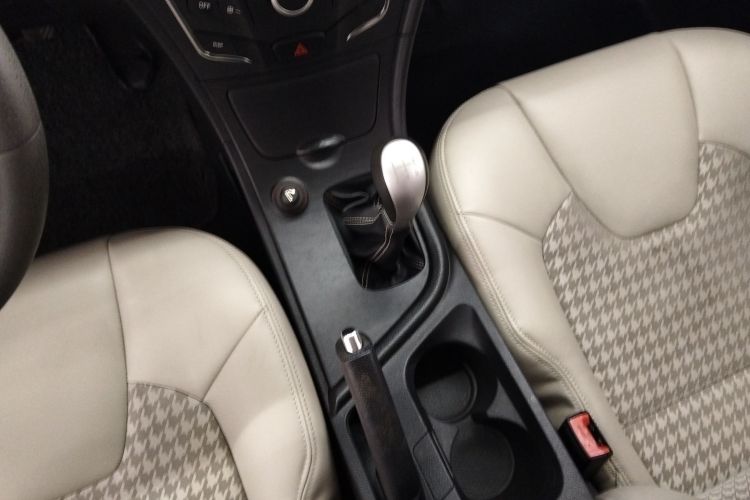 GAC Trumpchi GA3S 2017 #14 GAC Trumpchi GA3S 2017 car image #14