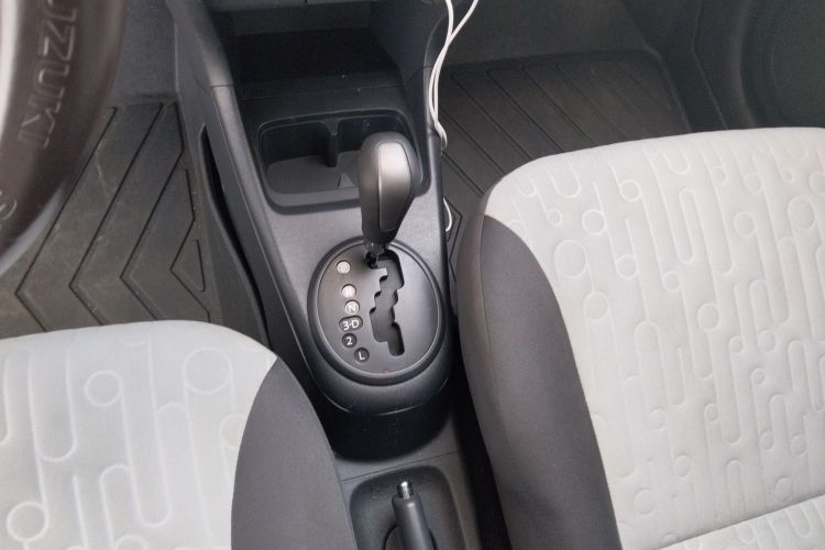 Suzuki Alto 2016 car image #14