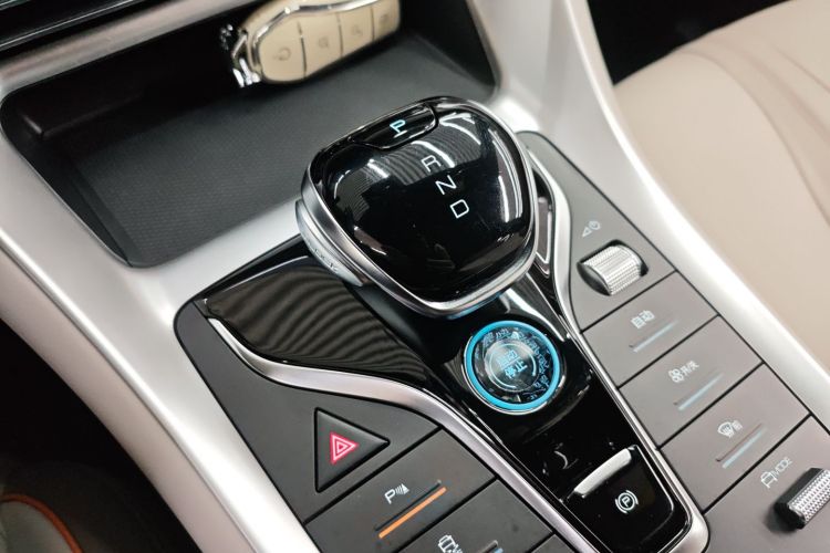 BYD Song Pro New Energy 2024 car image #14