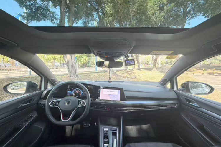 Volkswagen GolfGTI 2021 car image #14