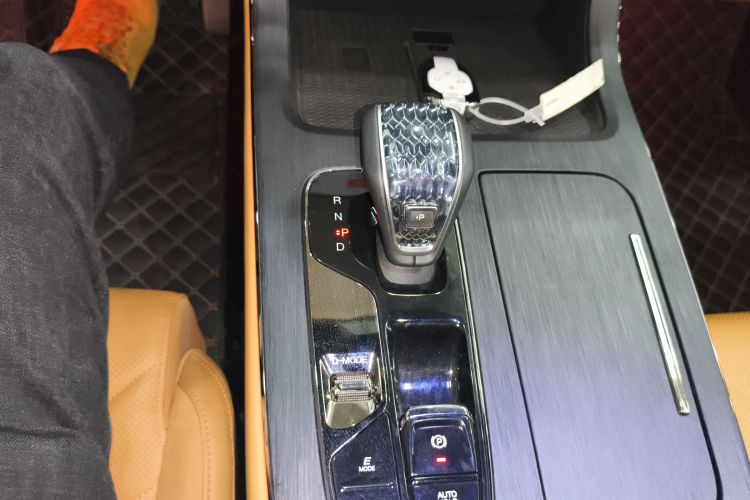 广汽传祺 传祺ES9 2023 汽车图片 #14