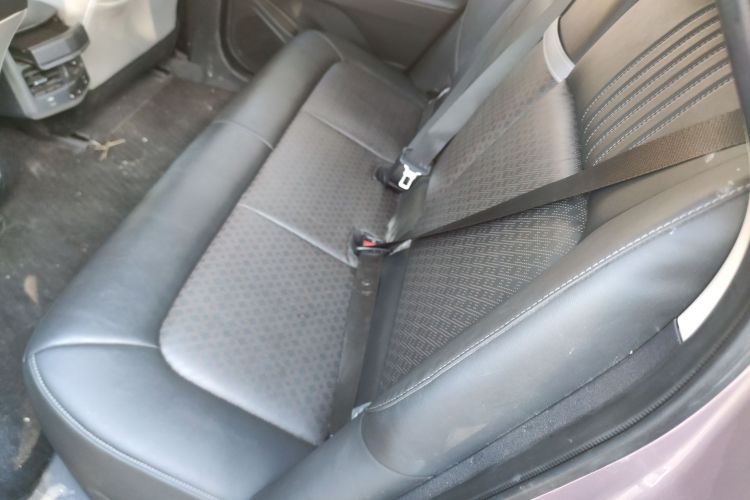 Toyota bZ3 2023 immagine di auto #14