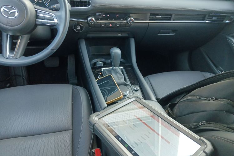 Mazda 3 Axela 2021 car image #14