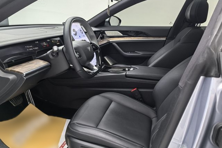 哪吒汽车 哪吒S 2023 汽车图片 #14