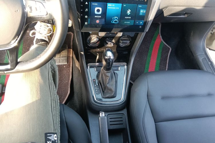 Volkswagen C-Trek 2019 immagine di auto #14