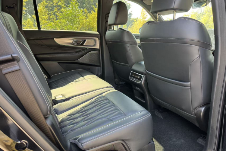 GAC Trumpchi GS8 2024 immagine di auto #14