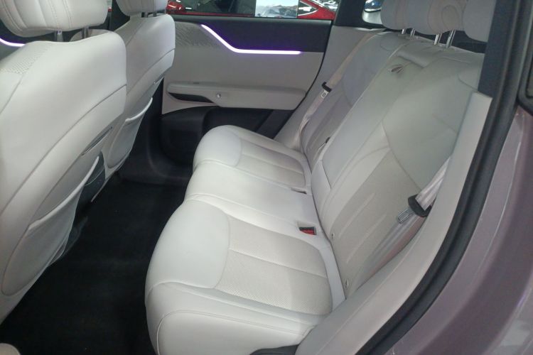 Xpeng G6 2025 #14 Xpeng G6 2025 car image #14