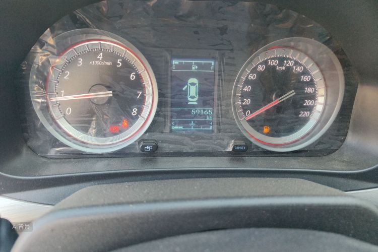 Forthing JOYEAR X5 2017 car image #14