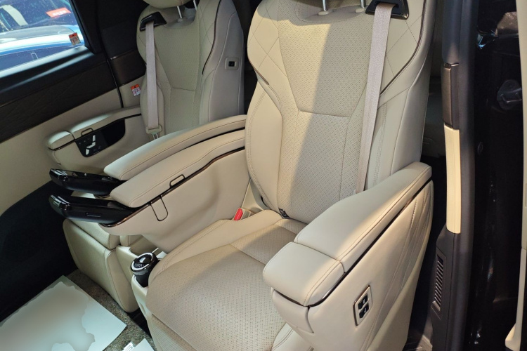 Toyota Vellfire 2023 #14 Toyota Vellfire 2023 immagine di auto #14