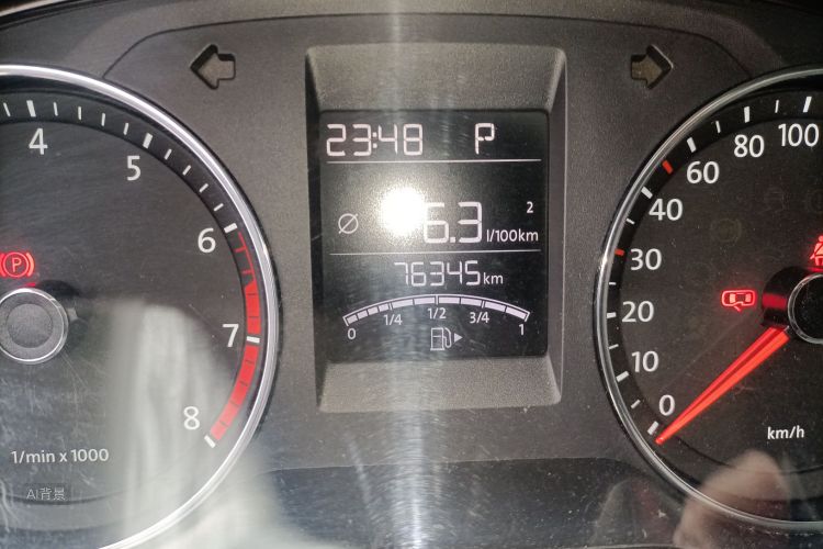 Polo 2015 car image #14