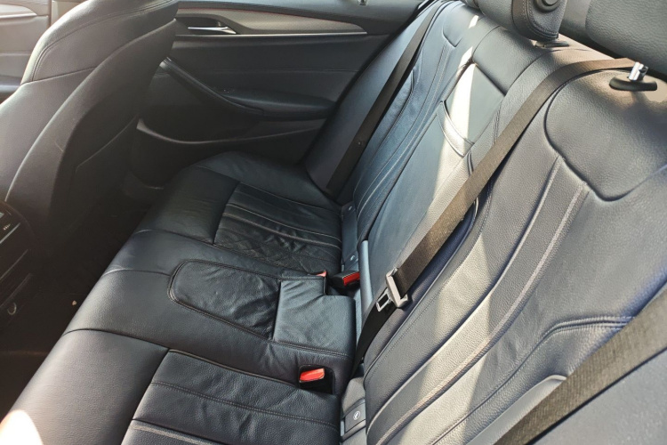 BMW 5 Series (Imported) 2018 #14 BMW 5 Series (Imported) 2018 car image #14