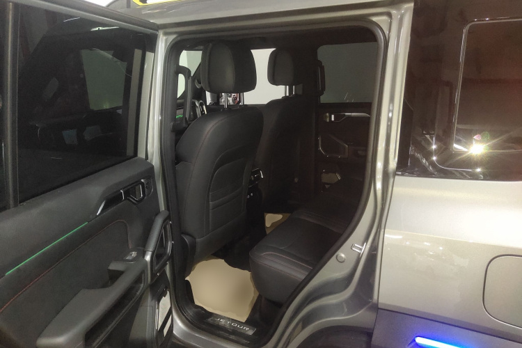 Jetour Traveller 2024 car image #14