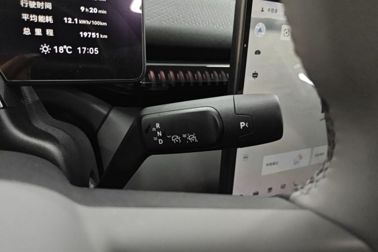 极氪 极氪X 2023 汽车图片 #14