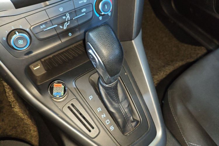 Ford Focus 2015 #14 Ford Focus 2015 immagine di auto #14