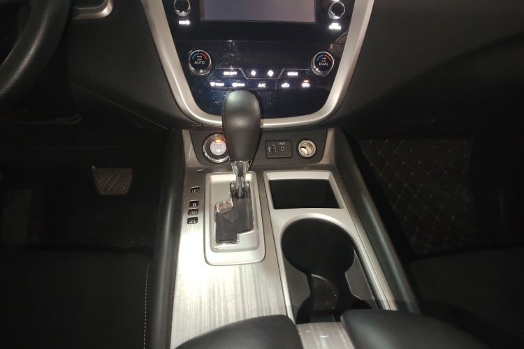 Nissan Murano 2023 изображение автомобиля #14