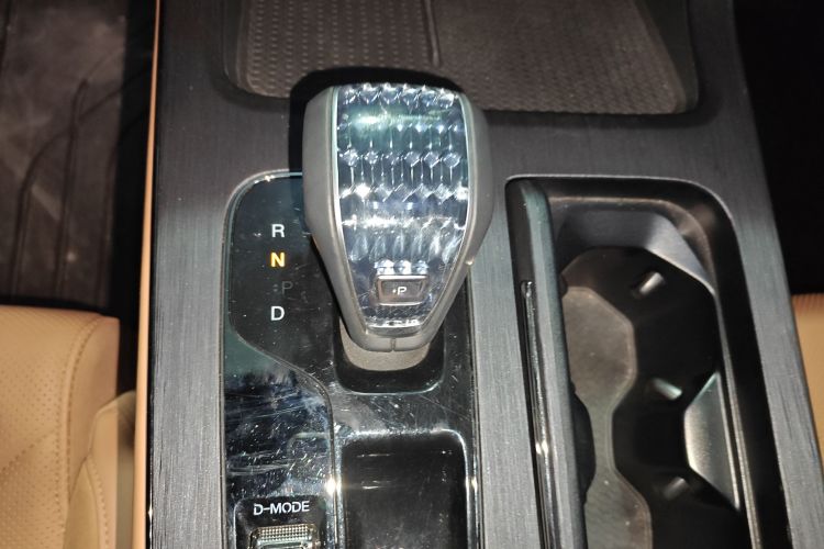 GAC Trumpchi ES9 2023 #14 GAC Trumpchi ES9 2023 car image #14