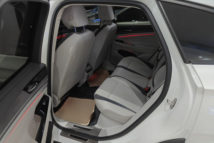 Volkswagen ID.7 Vizzion 2023 car image #14