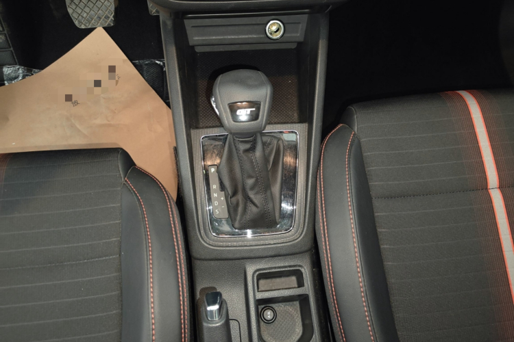 Skoda Kamiq 2020 car image #14