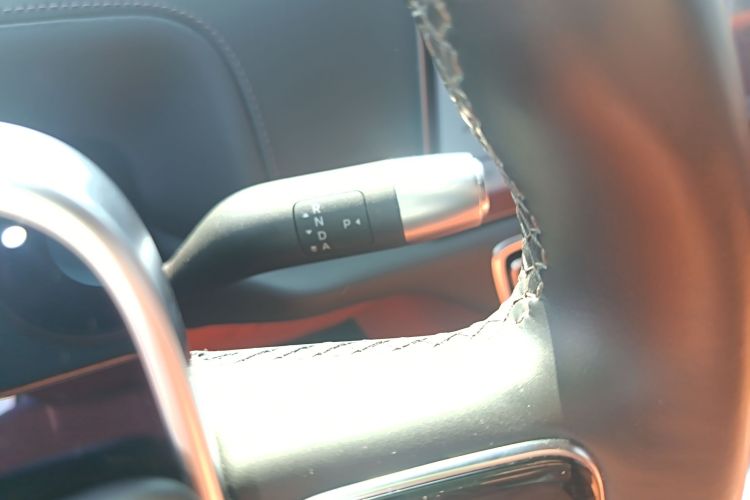 Li L9 2023 car image #14