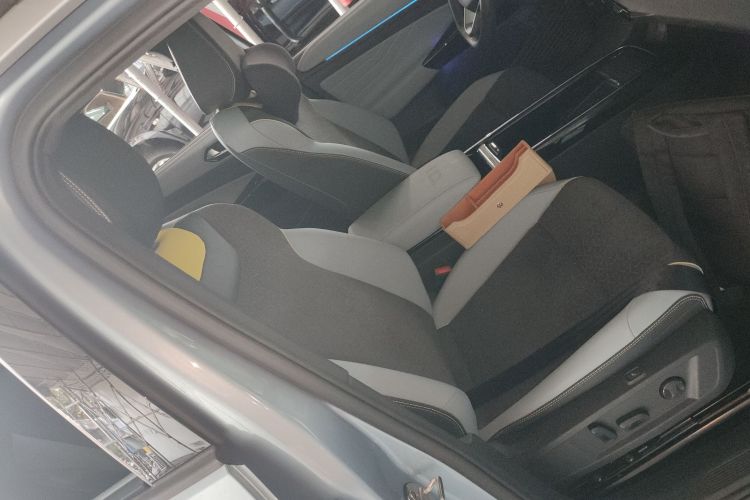 Volkswagen ID.4 X 2022 #14 Volkswagen ID.4 X 2022 صورة سيارة #14