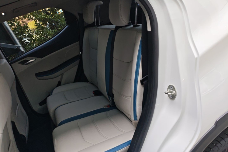 BYD Yuan Pro 2023 immagine di auto #14