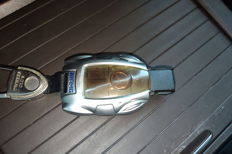 Mercedes-Benz GLE Class 2015 car image #14