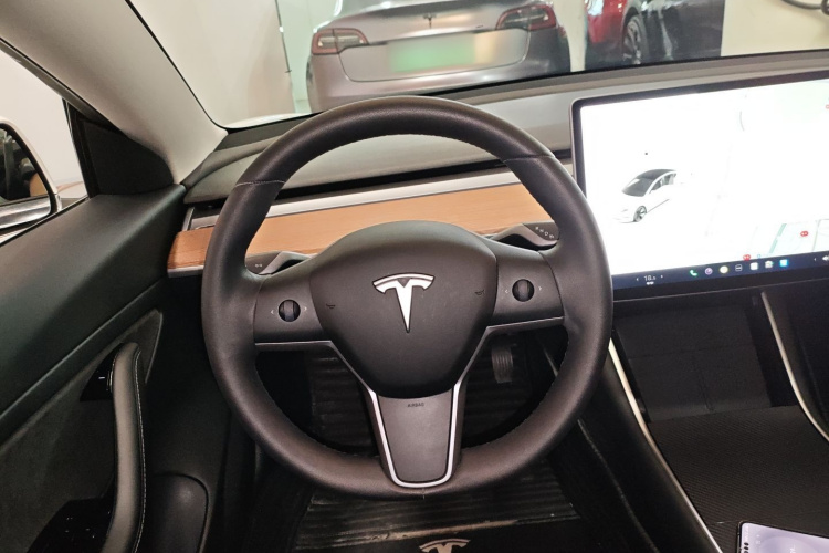 2020 immagine di auto #14