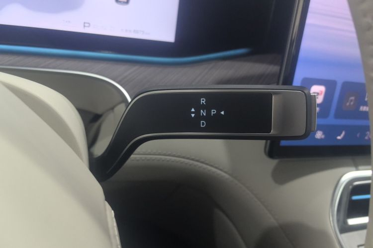 Denza N9 2025 #14 Denza N9 2025 صورة سيارة #14