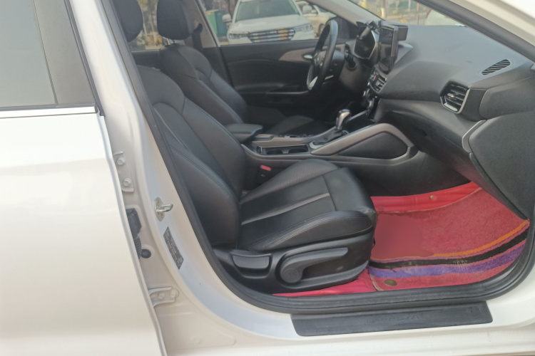 Hyundai Lafesta 2020 immagine di auto #14