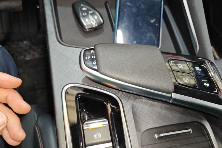 Changan UNI-T 2022 car image #14