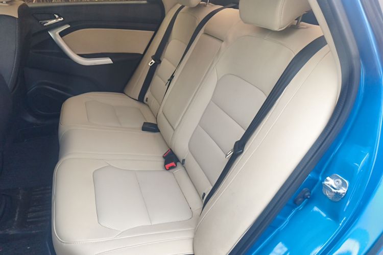 Changan Alsvin V7 2017 #14 Changan Alsvin V7 2017 car image #14