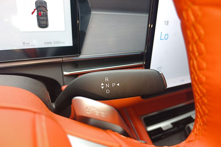 BYD Tang L 2025 #14 BYD Tang L 2025 immagine di auto #14