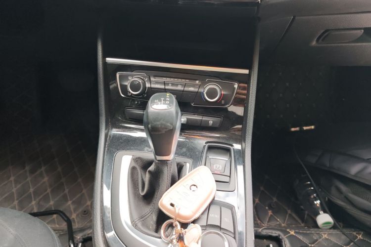 BMW 2 Series Tourer 2016 car image #14